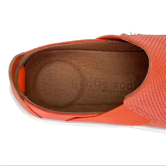 Gentle Souls by Kenneth Cole Rosette Orange Leather Slip-On Womens Sneakers - Picture 8 of 16